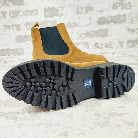 New Caslon Miller Brown Suede Pull On Water Resistant Lug Chelsea Bootie T78 - Picture 7 of 11